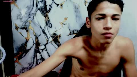 im_david01 online show from March 2, 6:47 pm