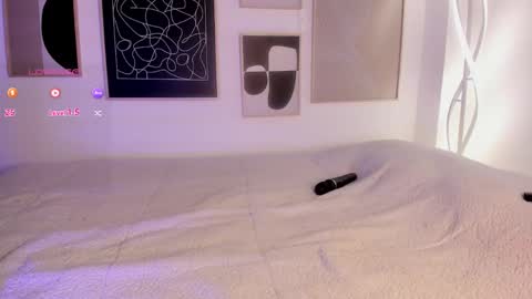 Eli  online show from November 29, 9:00 pm