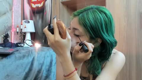  Im Gaia online show from November 1, 2:16 pm