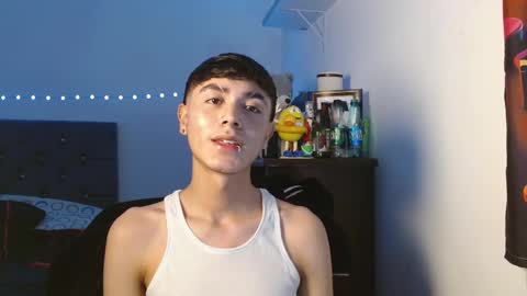 Snapshot of im_juanda chatting on December 22, 9:53 pm im_juanda online show from December 22, 9:53 pm