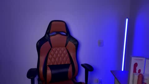 Laia online show from March 5, 5:50 am