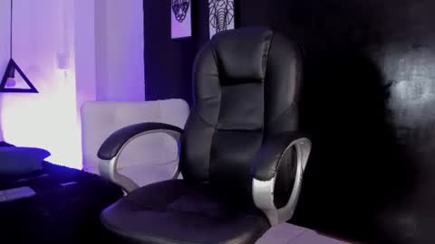 RALF online show from June 11, 8:51 pm