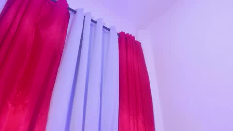 im tiffany  online show from February 28, 6:17 am