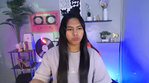 kyline online show from April 14, 11:41 pm