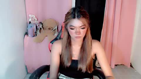 im_yourfairyannaxx online show from February 19, 5:17 am