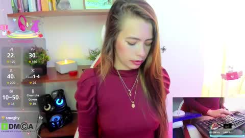 Lisa Hyga online show from October 9, 5:29 pm