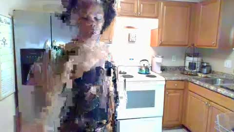 Snapshot of iman_love chatting on December 7, 6:10 pm iman_love online show from December 7, 6:10 pm