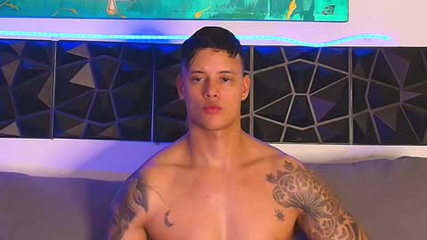 Snapshot of imconor chatting on March 11, 1:48 am imconor online show from March 11, 1:48 am