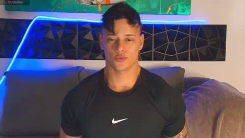 Snapshot of imconor chatting on December 30, 11:06 pm imconor online show from December 30, 11:06 pm