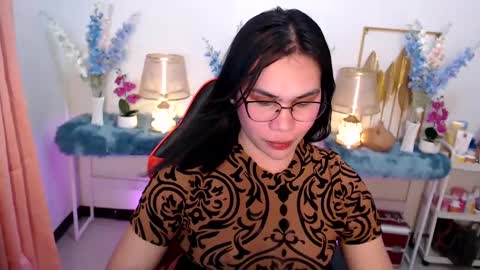 Ashley online show from February 12, 7:55 am