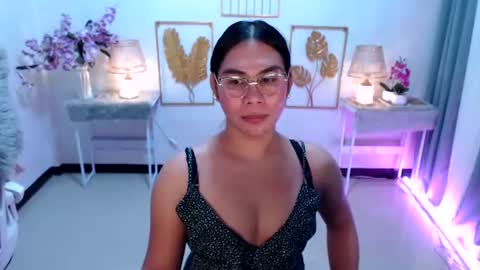 Ashley online show from December 25, 10:39 am