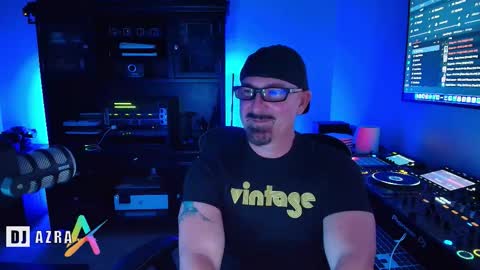 DJ Azra online show from December 3, 2:23 am