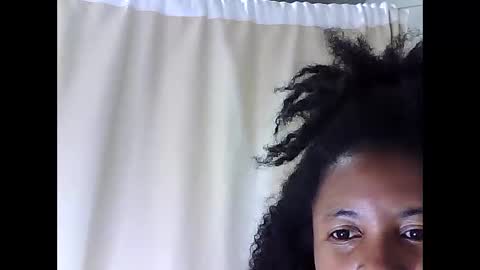 imelda9794 online show from April 18, 9:04 pm