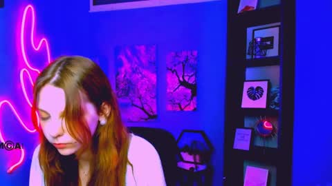 imhaileyy online show from June 4, 7:53 pm