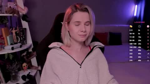 Mia online show from February 11, 7:34 am