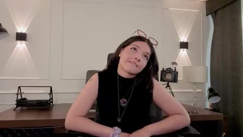 Karen  online show from March 3, 7:21 pm