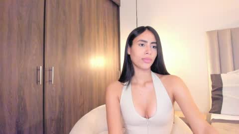 sarah online show from April 6, 10:55 pm