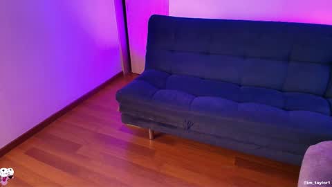 TAYLOR  online show from November 26, 10:39 pm