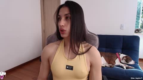 TAYLOR  online show from February 3, 2:21 pm