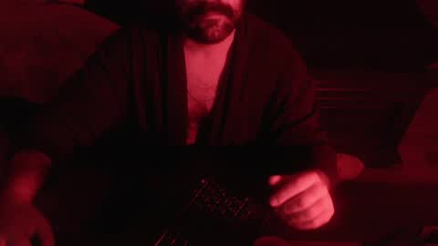 I use to be imeverythingandnothing online show from December 16, 9:03 am