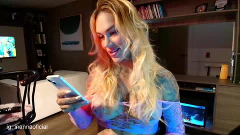 Inanna del Mar online show from April 17, 11:50 pm