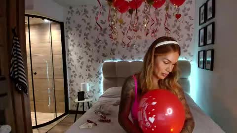 Inanna del Mar online show from February 13, 1:25 pm