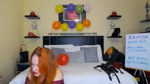 inannalove online show from November 30, 8:16 pm