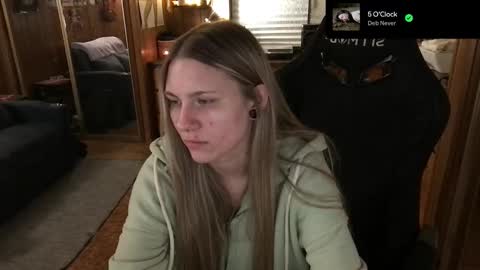 Carter online show from February 9, 8:43 am