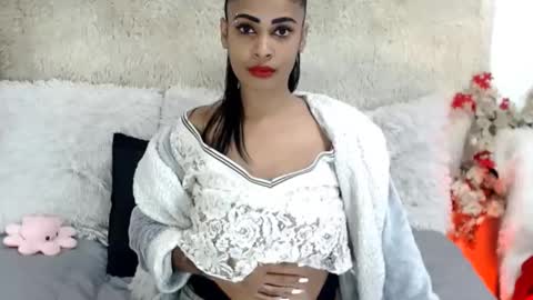 Jazmin online show from May 28, 9:57 pm