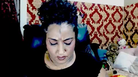 anusha online show from January 8, 6:47 pm