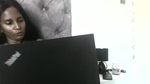 priya online show from February 21, 7:11 am