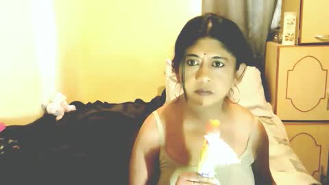 indianpleasures21 online show from April 11, 11:03 am