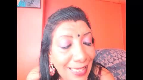Snapshot of indiansarika65 chatting on September 17, 8:34 pm indiansarika65 online show from September 17, 8:34 pm