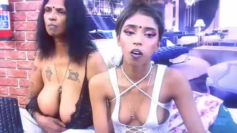 indiansexyslender4u2luv online show from December 16, 7:04 am