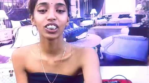 indiansexyslender4u2luv online show from November 21, 5:16 am