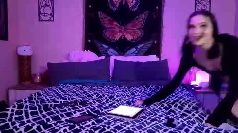 Indigo Bay online show from March 9, 6:40 am