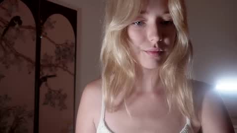 Alexa..  Inst     Fansly infinitysoul  online show from October 14, 4:10 pm