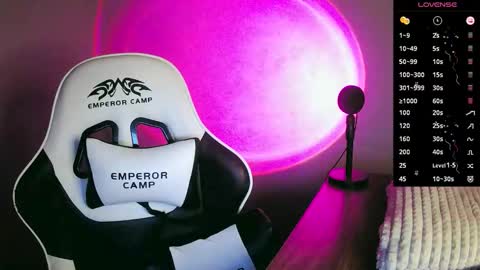 Inga online show from November 4, 5:14 pm