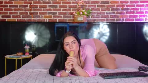 IngridMyst online show from March 19, 5:46 am