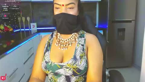 Iniya online show from February 9, 2:53 pm