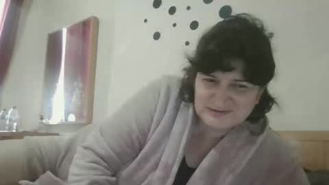 inna46_ online show from October 12, 11:36 am