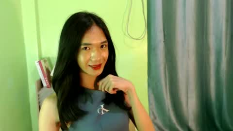 Reign online show from February 11, 10:25 am