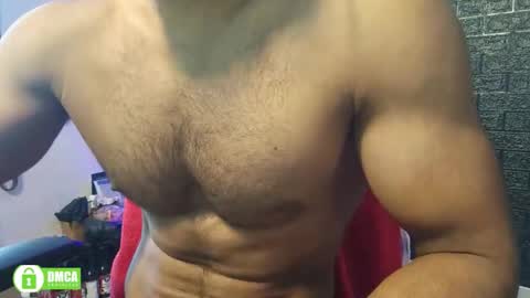 insanestud_miles2 online show from December 16, 7:37 am