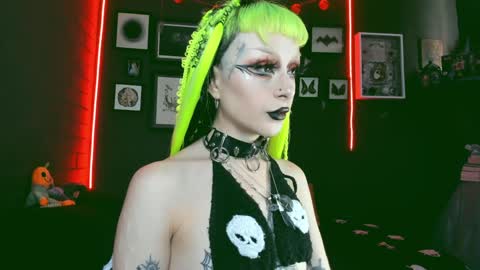   SANIA  online show from February 4, 4:50 pm