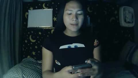 MAXINE online show from March 25, 3:52 pm