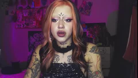 Insunnity666 online show from October 4, 8:17 pm