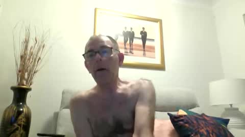 inthemood63 online show from April 18, 10:10 pm