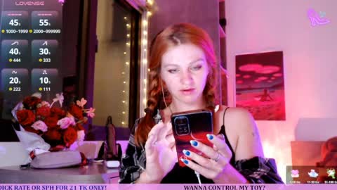 Cassie online show from April 9, 1:28 pm