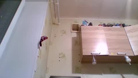 irie bird online show from February 18, 6:04 pm