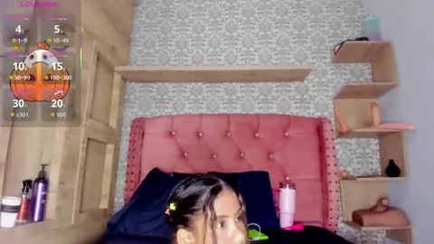 Snapshot of iris_charlotte chatting on October 11, 12:10 pm Hot Charlotte online show from October 11, 12:10 pm